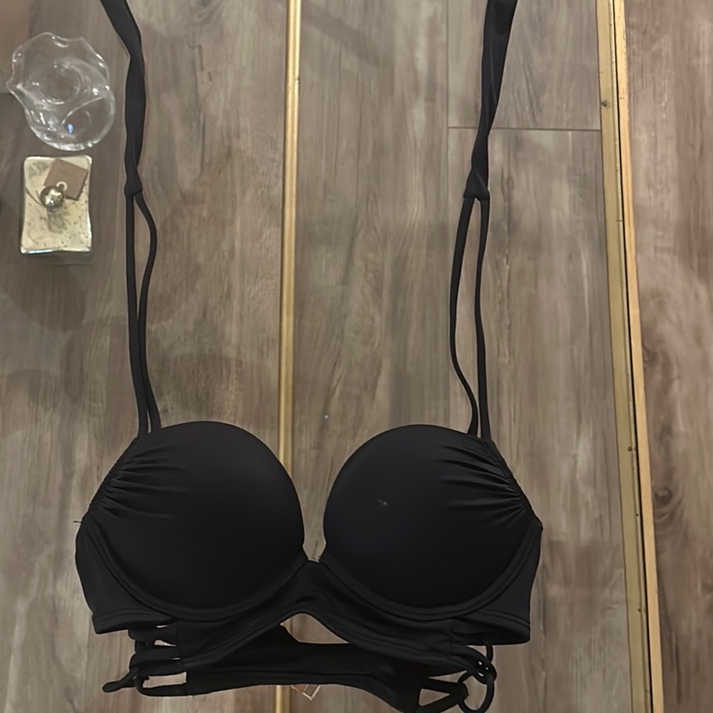 Victoria secret size 32B push up swim top
